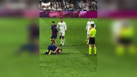 九游体育app-集结日马赛豪取连胜：荷甲节点到来，质疑声仍在，身体对抗强度拉满的简单介绍